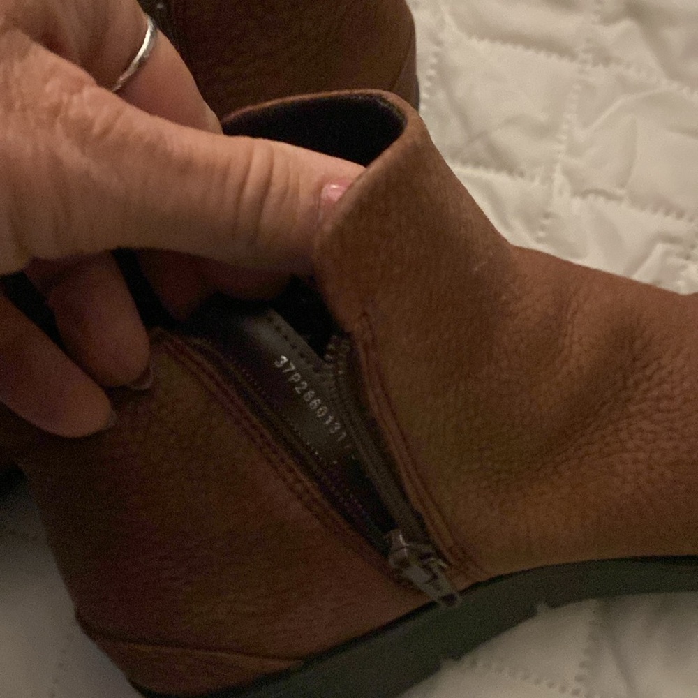 Ecco Ankle Boots View 5